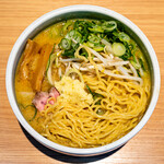 らーめん 三空 - 濃厚札幌味噌ラーメンの麺