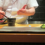 天寿し - 6席のライブ