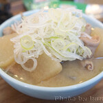 煮込みとお惣菜スタンド ウエトミ - 煮込み