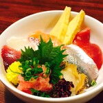 世炉思食 - メイン写真: