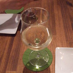 LICCA - 白ワイン。グラスは交換できたー。