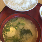丹波篠山食堂 - ご飯が￥１７６、味噌汁￥１１０