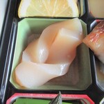 料理とお酒 まさ - 彩り弁当(こんにゃくの煮物)