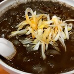 新星飯店 - 坦々麺　750円