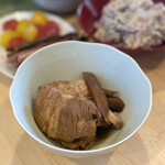 柚木元 - 豚角煮とごぼう