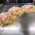 Okonomiyaki Kenchan - 調理中2