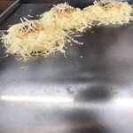 Okonomiyaki Kenchan - 調理中1