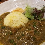 SPICY CURRY 魯珈 - コリアンダービーフカレー