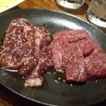 炭火焼ホルモン ぐう - ハラミ、カルビ