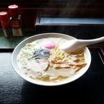 三マス みやむら - ラーメン（650円）