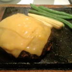 チーズトッピングハンバーグ