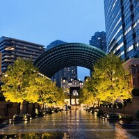 ガストロノミー ジョエル・ロブション - 恵比寿ガーデンプレイス。この奥にお店、シャトーがあります。この写真は去年の秋です。確か台風の前ですが、雨上がりでなかなか綺麗*\(^o^)/*