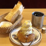 Komeda Kohi Ten Chi Basa Kura Ooji Daiten - アイスコーヒー
                        朝食、バターB.手作りたまごペースト
                        シロノワール　ジューシーパイン
                        