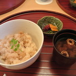 ひさご - 筍の炊き込みご飯・赤出汁・香の物