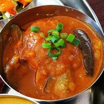 ヘブン - 茄子とチキンのカレー