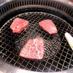 焼肉 神戸屋 - どれも霜降り肉♪