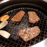 焼肉 神戸屋 - 肉の旨みは赤身に尽きる！！