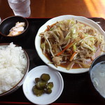 Ichiban Ya - 肉野菜炒め定食　800円（平日700円）