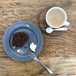 TREES - 巧克力與有機無花果磅蛋糕