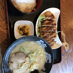 長浜らーめん 豚八 - 