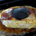 パリのワイン食堂 - 黒トリュフ・フォアグラ・特選牛のハンバーグ　ロッシーニ仕立て