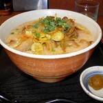 味噌ラーメン はちべえ - 肉カレー味噌ラーメン 半ライス抜き 880円