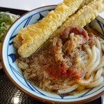 丸亀製麺 - 肉ごぼう天うどん
