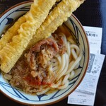 丸亀製麺 - 肉ごぼう天うどん