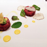 unito - 牛もも肉のタルタルはお店のイチオシ