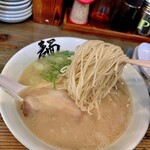 博多麺屋台 た組 - 低加水麺