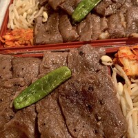焼肉 じゅん - 小形牧場牛　ザブトン弁当・小形牧場牛　焼肉弁当