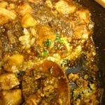 中国麺飯 勇 - 中華の定番、麻婆豆腐に山芋の食感をプラスしました。 やわらかい豆腐とシャッキっとした 山芋が楽しい逸品・