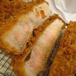 たい樹 - 黒豚特大ロースカツ断面(2012/05)