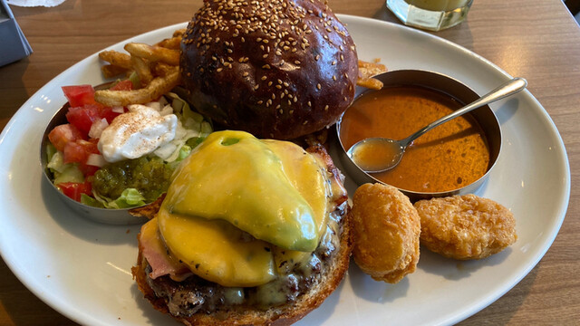 ザ バーガーショップ 393 The Burger Shop 393 笹塚 ハンバーガー 食べログ