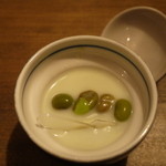 いろはのい - お通し（お豆？）