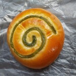 さくらぱん - かぶせ茶クリームパン※期間限定