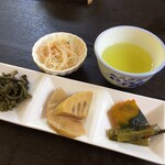 あまご亭 - 春雨サラダ ワラビと竹の子旨煮  南瓜アザミ