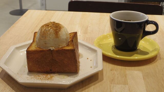 スイーツかパンか ムーとはちみつシナモンの存在感がすごい By わたかつ 閉店 ブレッド エスプレッソ Bread Espresso 田町 カフェ 食べログ
