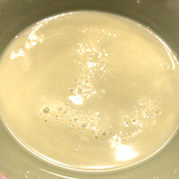 QUAND L'APPETIT VA TOUT VA ! - 国産グリーンピースのスープ。