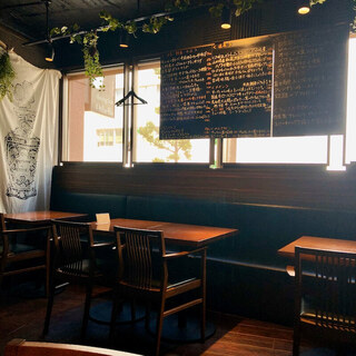 ダイニングバーオセロ_2