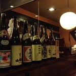 やまもみじ - 日本酒が並ぶ