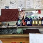 味の店　こだま食堂 - カウンター席