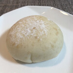 レスウィ - 米粉のクリームパン