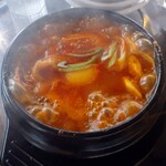 てじ韓 - 国産牡蠣スンドゥブチゲ