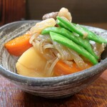 桶家乃隠居 - 肉じゃが