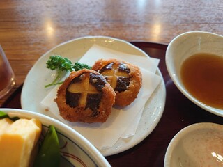 Shunsaisengyobontenshokudou - 椎茸の海老真丈揚げ
