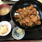 味盛 - マーボー唐揚げ丼¥760