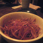 椿 - 赤たまねぎのサラダ