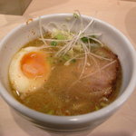 ひるがお - 味玉塩つけ麺スープ