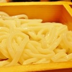 すし屋 銀蔵 - うどんの様子